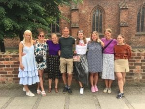 Grundtvigs Højskoles elever i Retorik og Politik deltager i festivalen Røst med taler